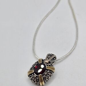 Elegant Silver and Gold Pendant Necklace